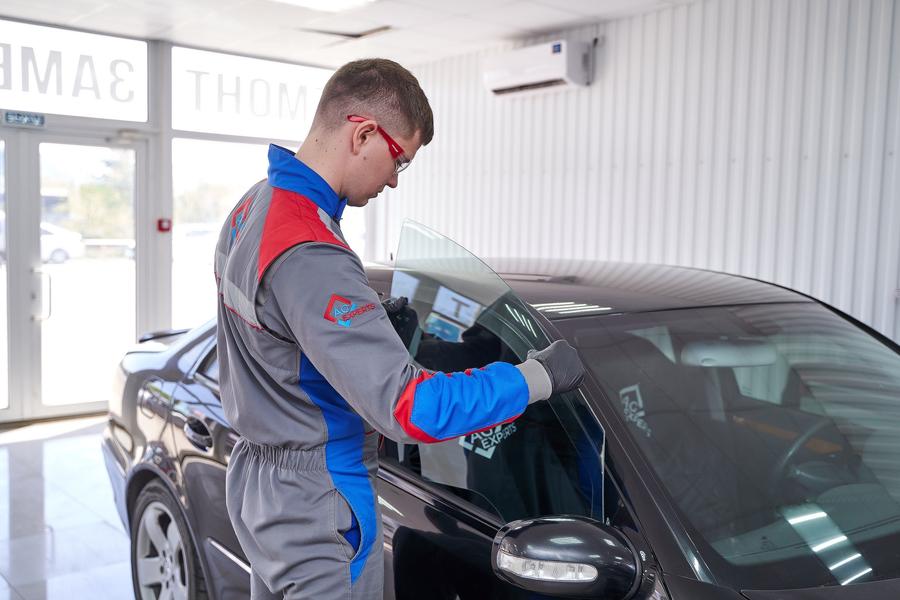 Купить автостекло с установкой в Раменское